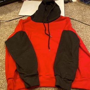 M red and black sweater only worn once